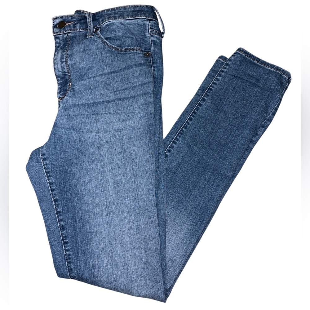 Universal Thread Light Blue High Rise Skinny Denim Jeans